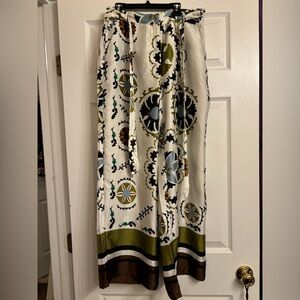 Industry Republic Clothing wide leg floral pants. Size 6